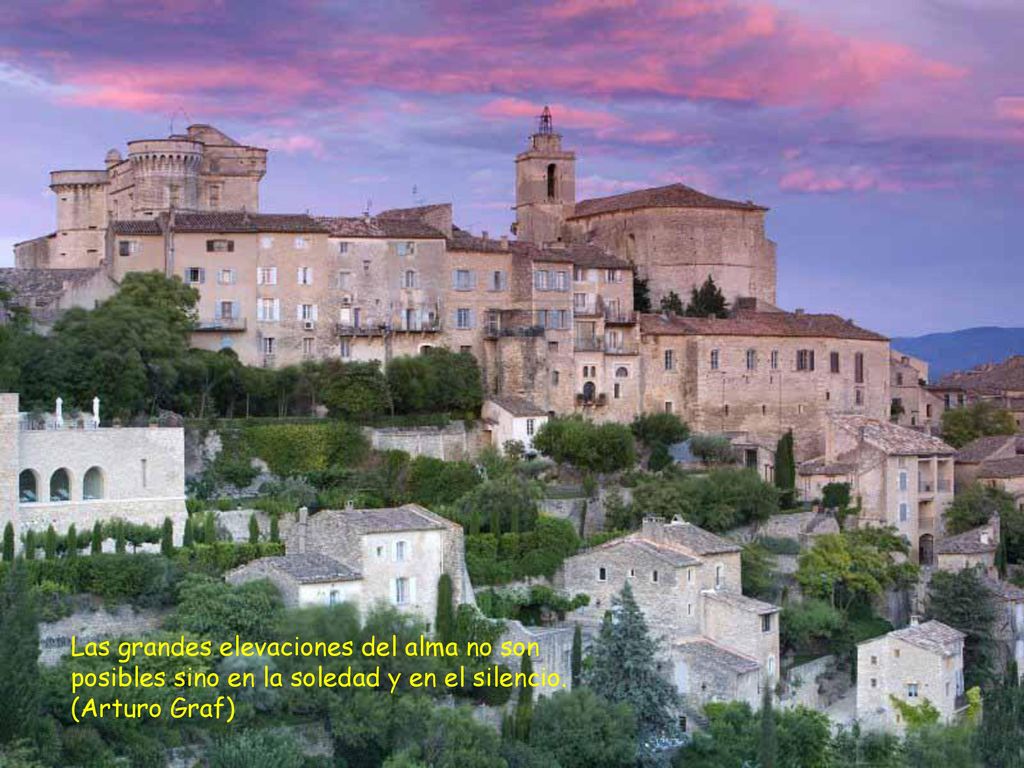 Las grandes elevaciones del alma no son posibles sino en la soledad y en el silencio.