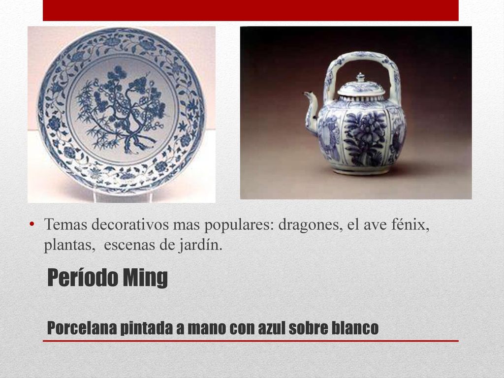 Período Ming Porcelana pintada a mano con azul sobre blanco