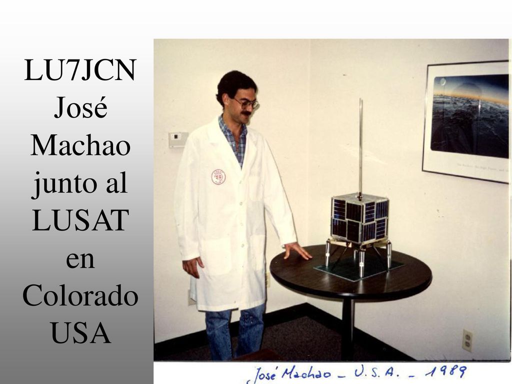 LU7JCN José Machao junto al LUSAT en Colorado USA