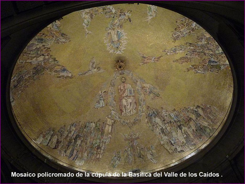 Mosaico policromado de la cúpula de la Basílica del Valle de los Caidos .