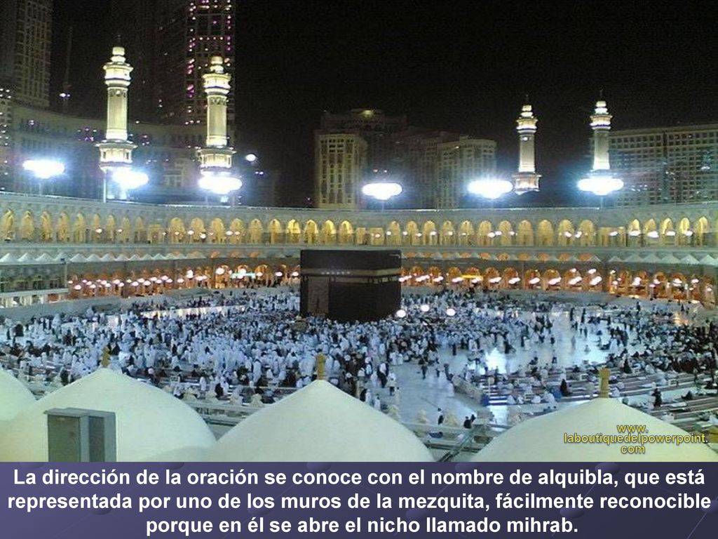 porque en él se abre el nicho llamado mihrab.