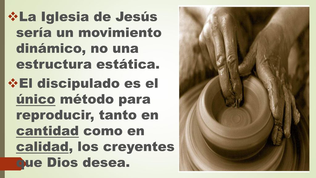 La Iglesia de Jesús sería un movimiento dinámico, no una estructura estática.