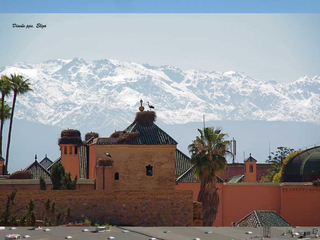 Los orígenes de la ciudad son oscuros, pero se acepta comúnmente que empezó siendo un campamento militar establecido por Abu Bekr, jefe almorávide, en Su sucesor, Yusef Ben Tachfin es quien comienza la tarea de convertir el oasis primitivo en una capital digna de su imperio, que se extendía desde el Atlántico hasta Argelia y desde el Sahara hasta el Ebro. La conquista almohade hizo casi desaparecer las primeras construcciones, que fueron reemplazadas por otras, muchas de las cuales podemos admirar aún hoy: la majestuosa Koutoubia, torre gemela de la Giralda de Sevilla. Sin olvidar su fabulosa Plaza « Jemaa El-Fna » declarada «Patrimonio Cultural Universal» por la UNESCO.