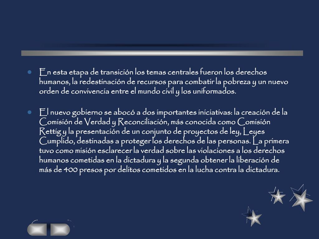 En esta etapa de transición los temas centrales fueron los derechos humanos, la redestinación de recursos para combatir la pobreza y un nuevo orden de convivencia entre el mundo civil y los uniformados.