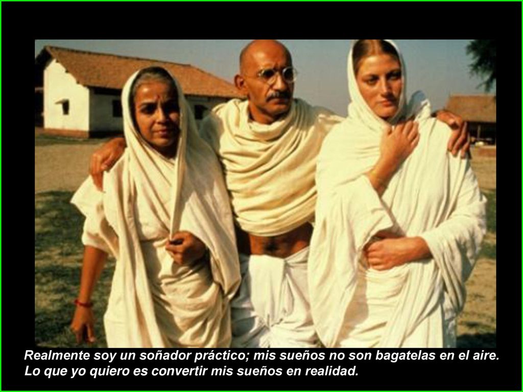 Realmente soy un soñador práctico; mis sueños no son bagatelas en el aire.