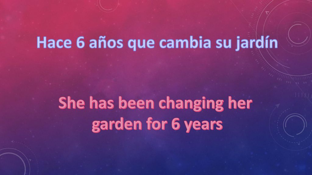 Hace 6 años que cambia su jardín She has been changing her