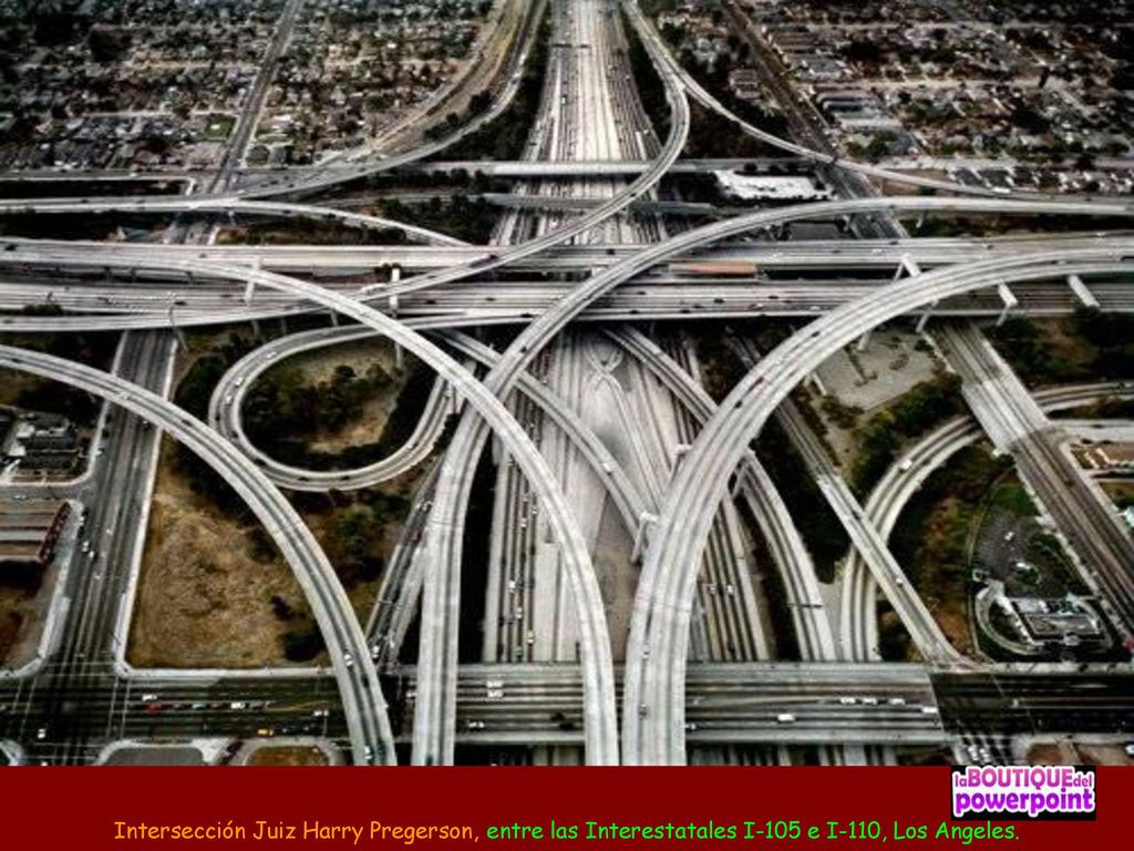 Intersección Juiz Harry Pregerson, entre las Interestatales I-105 e I-110, Los Angeles.