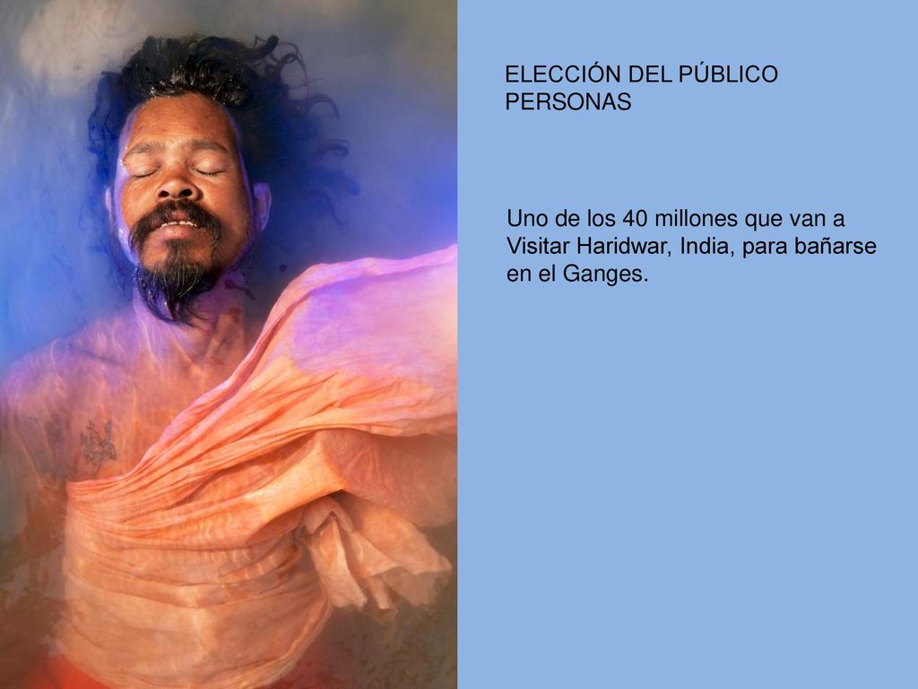ELECCIÓN DEL PÚBLICO PERSONAS. Uno de los 40 millones que van a. Visitar Haridwar, India, para bañarse.