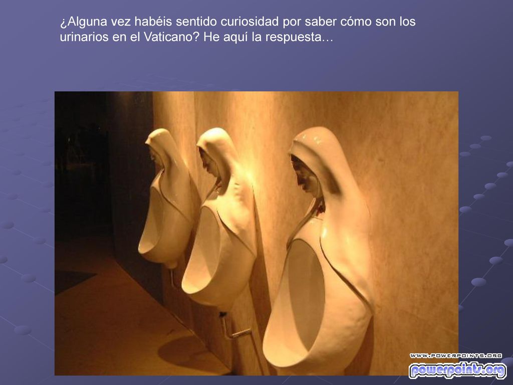 ¿Alguna vez habéis sentido curiosidad por saber cómo son los urinarios en el Vaticano.