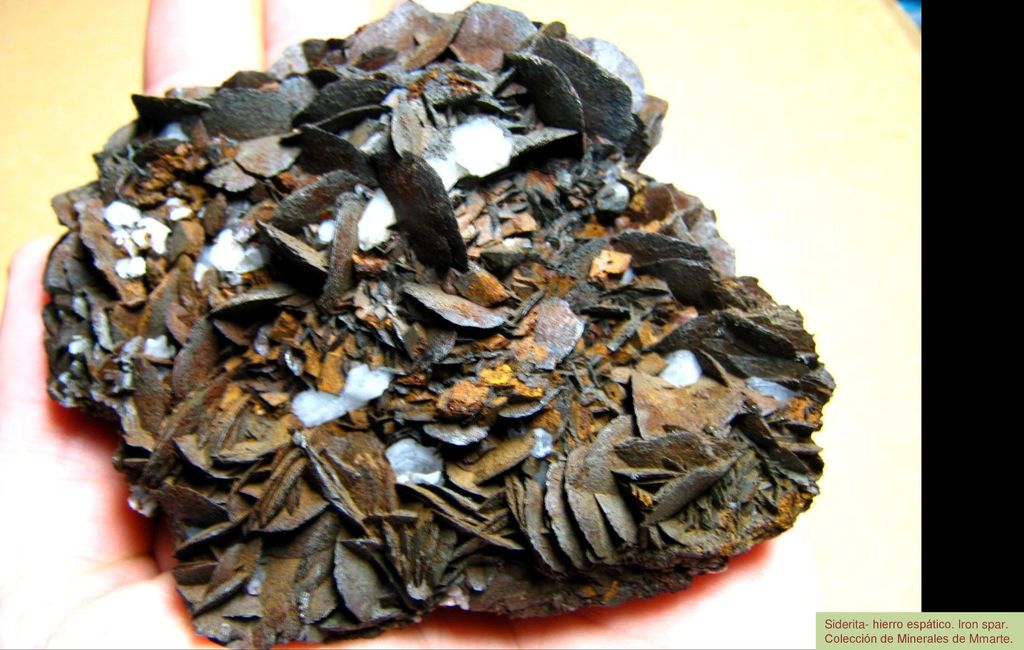Siderita- hierro espático. Iron spar. Colección de Minerales de Mmarte.