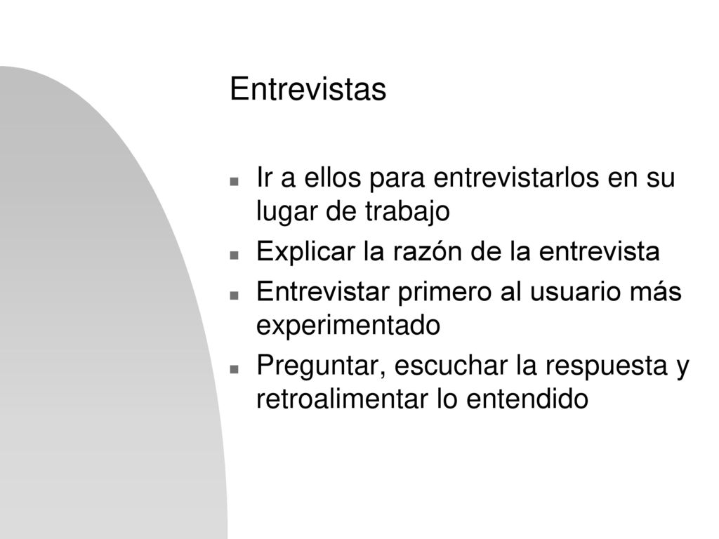 Entrevistas Ir a ellos para entrevistarlos en su lugar de trabajo