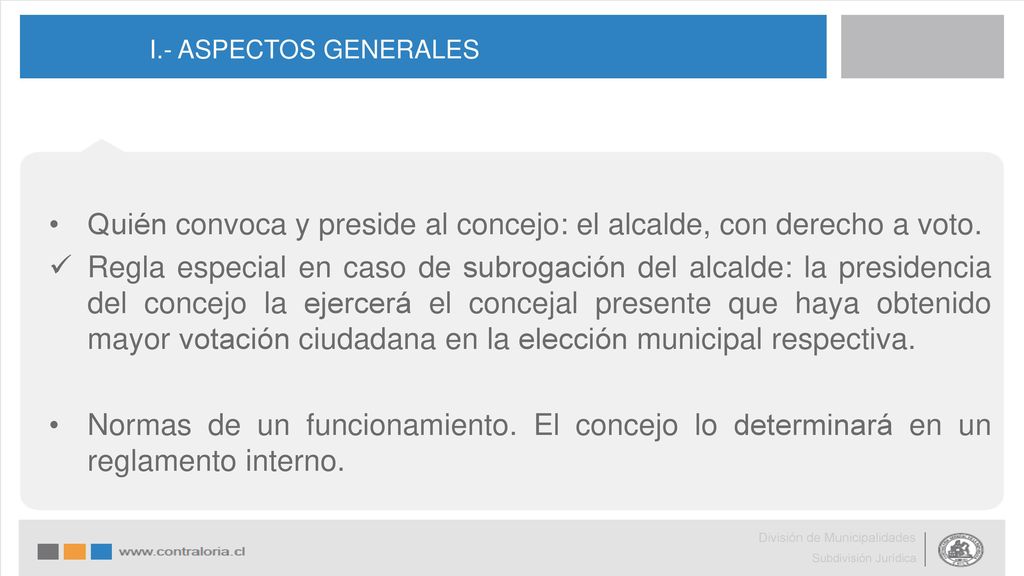Quién convoca y preside al concejo: el alcalde, con derecho a voto.