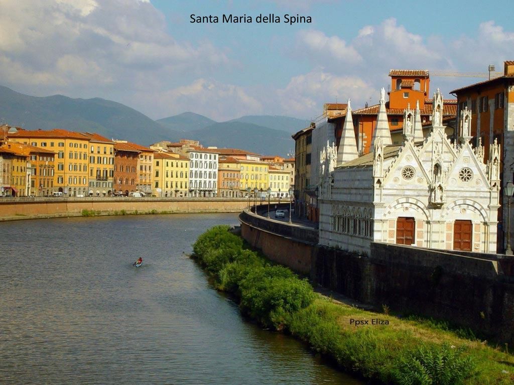 Santa Maria della Spina es un pequeño templo gótico, construido en 1230.