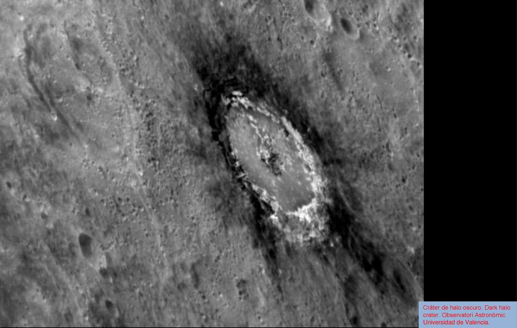 Cráter de halo oscuro. Dark halo crater. Observatori Astronòmic