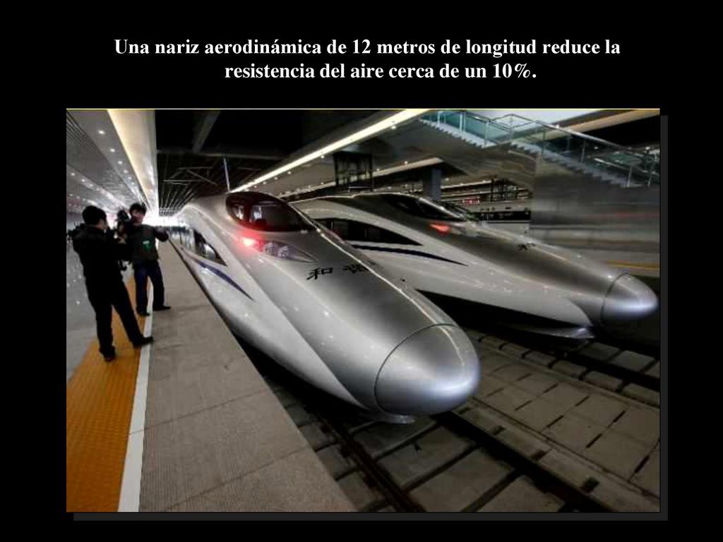 Una nariz aerodinámica de 12 metros de longitud reduce la resistencia del aire cerca de un 10%.