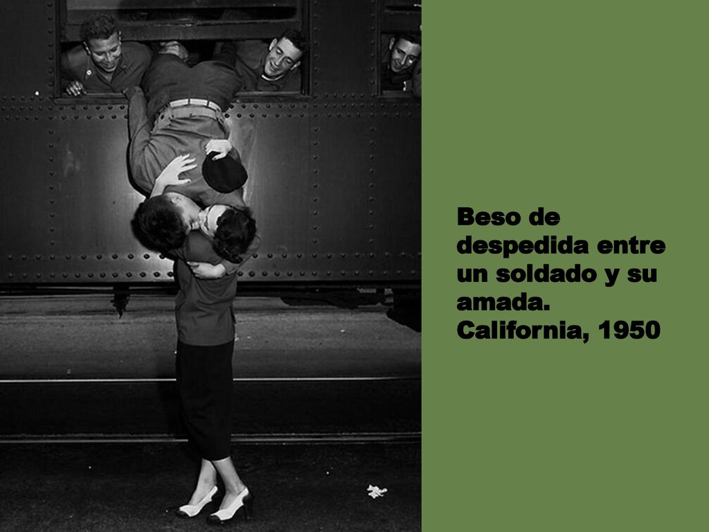 Beso de despedida entre un soldado y su amada. California, 1950