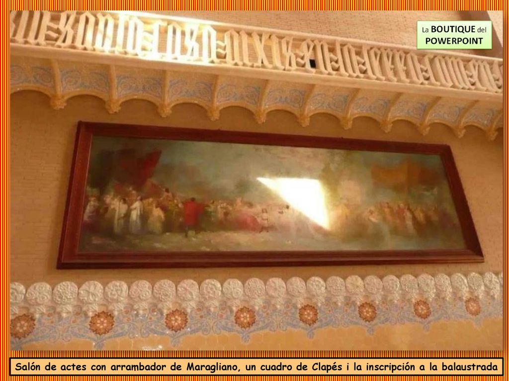 Salón de actes con arrambador de Maragliano, un cuadro de Clapés i la inscripción a la balaustrada