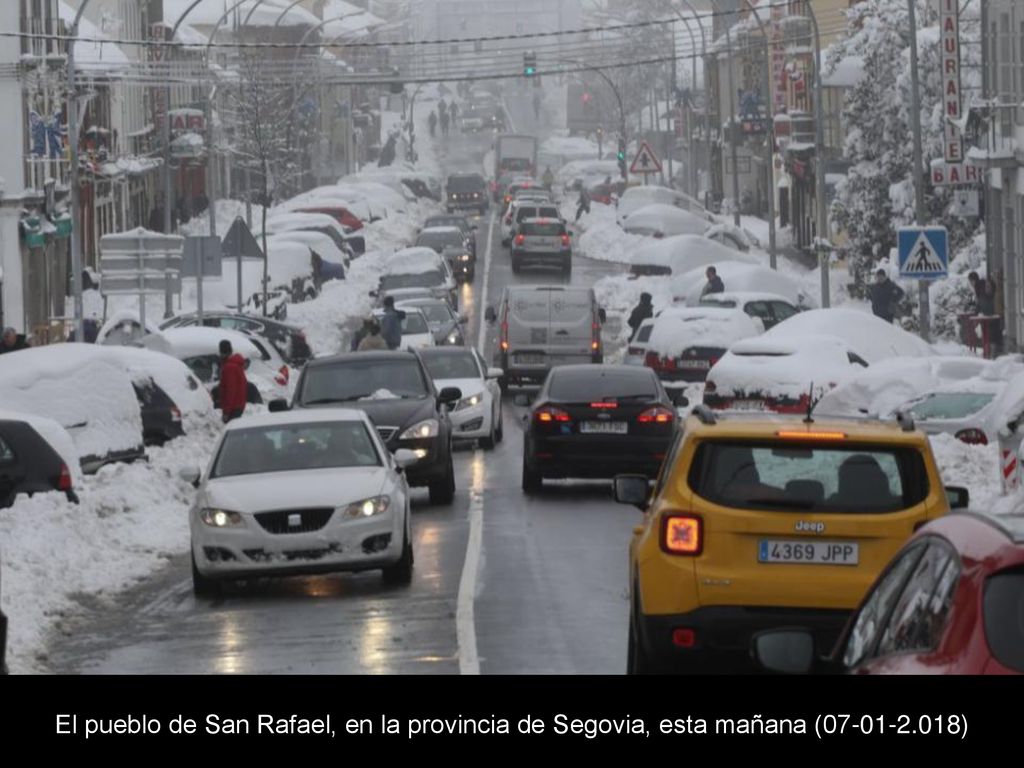 El pueblo de San Rafael, en la provincia de Segovia, esta mañana ( )