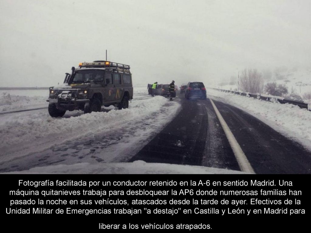 Fotografía facilitada por un conductor retenido en la A-6 en sentido Madrid.
