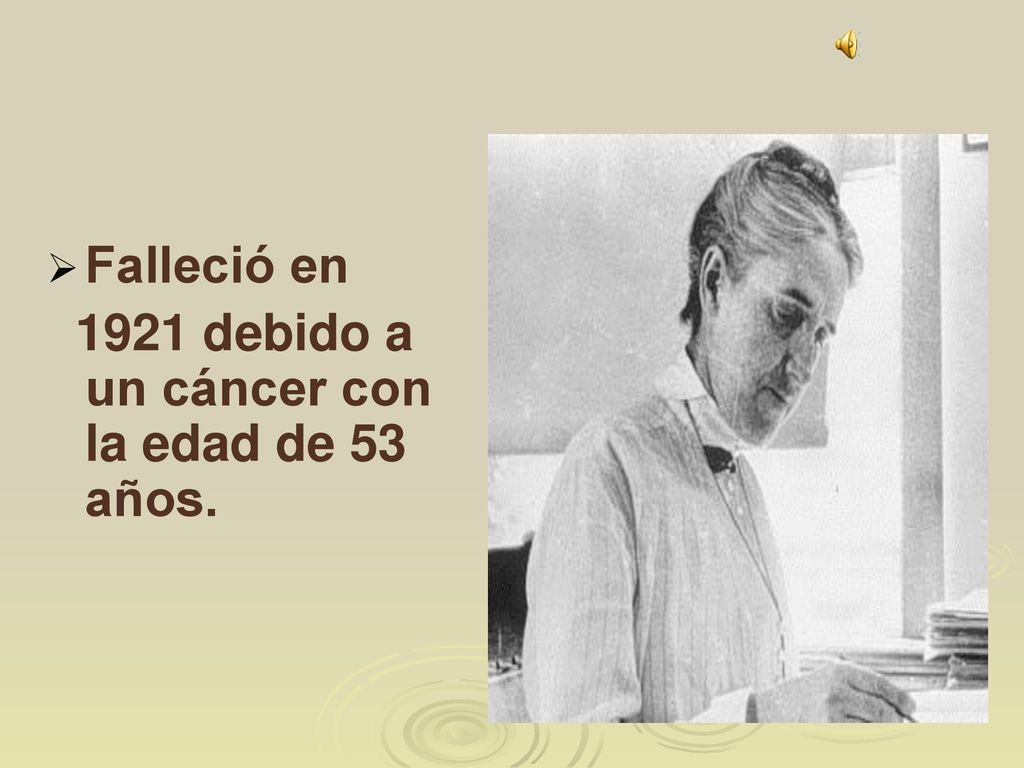 Falleció en 1921 debido a un cáncer con la edad de 53 años.
