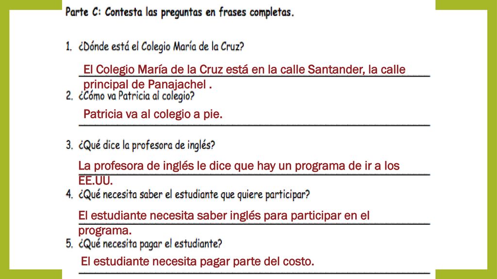 El Colegio María de la Cruz está en la calle Santander, la calle principal de Panajachel .