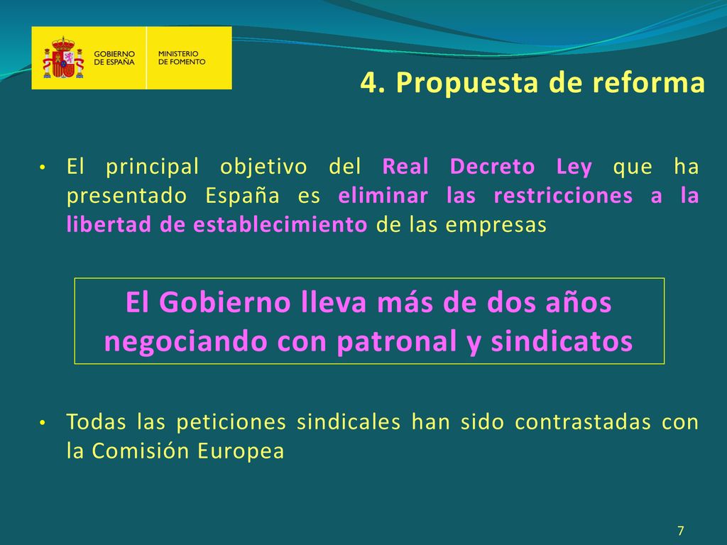 El Gobierno lleva más de dos años negociando con patronal y sindicatos