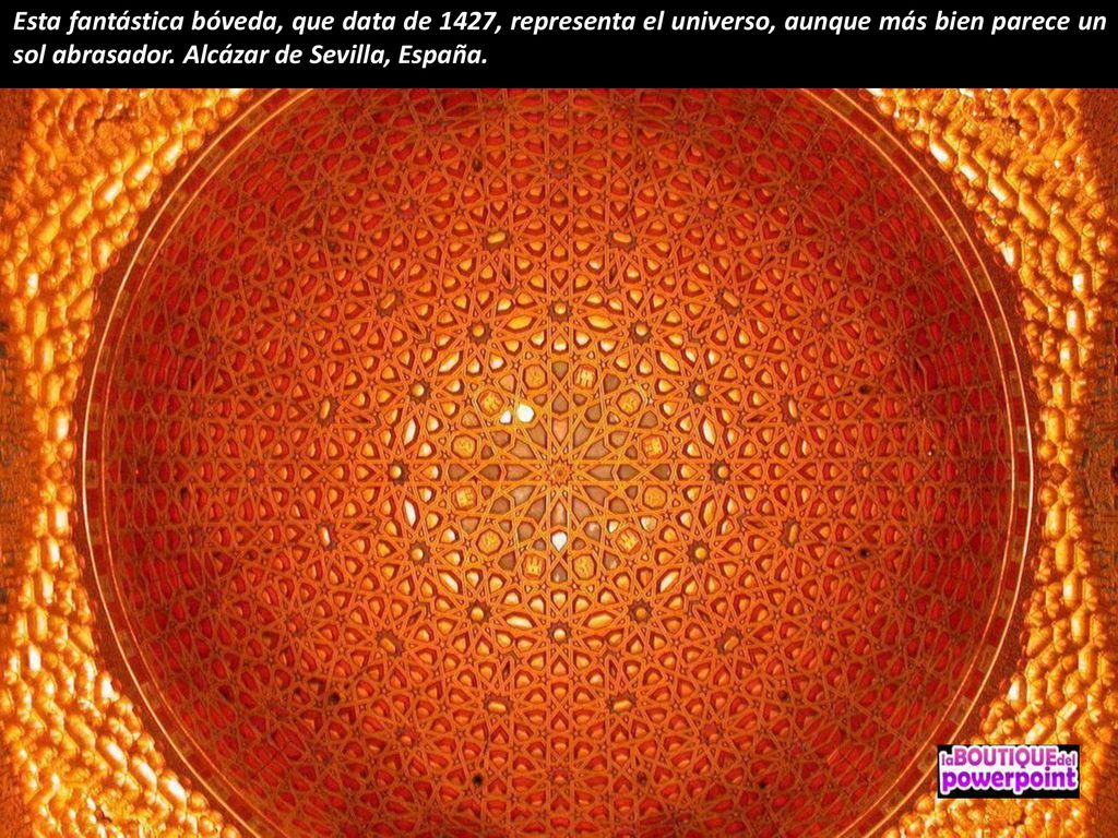Esta fantástica bóveda, que data de 1427, representa el universo, aunque más bien parece un sol abrasador.