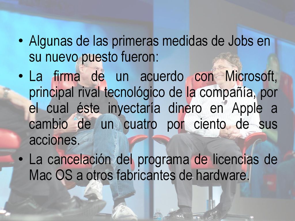 Algunas de las primeras medidas de Jobs en su nuevo puesto fueron: