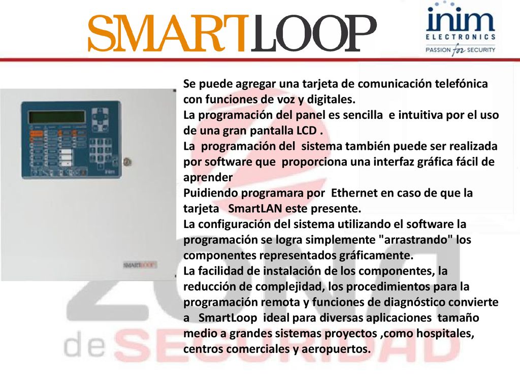 Se puede agregar una tarjeta de comunicación telefónica con funciones de voz y digitales.