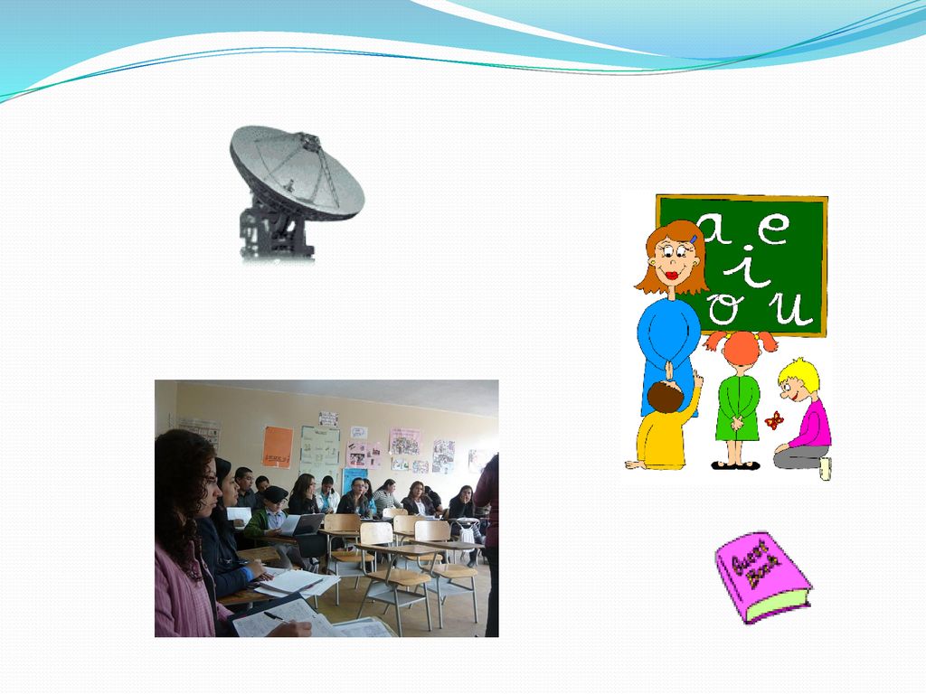 además de considerar las aplicaciones educativas de los medios de comunicación, dirigirá también el interés hacia el estudio de los procesos de comunicación producidos en el aula.