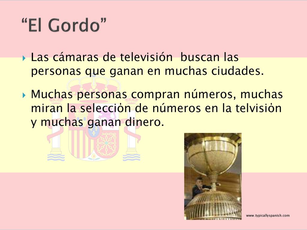 El Gordo Las cámaras de televisión buscan las personas que ganan en muchas ciudades.