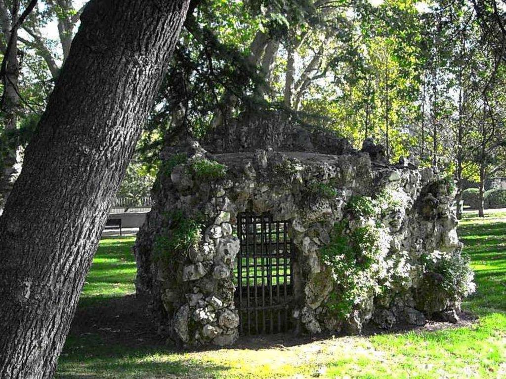 Uno de los ejemplares más famosos de esta época, aún en el recuerdo de los madrileños, es