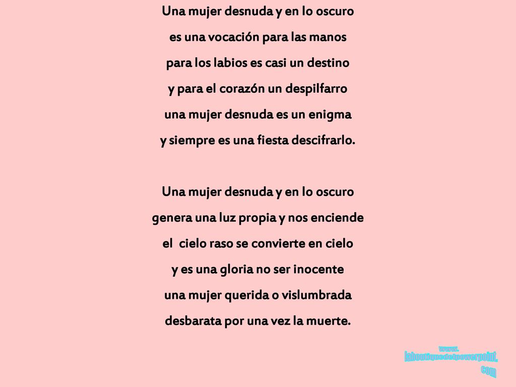 Una mujer desnuda y en lo oscuro es una vocación para las manos