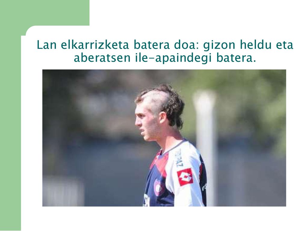 Lan elkarrizketa batera doa: gizon heldu eta aberatsen ile-apaindegi batera.