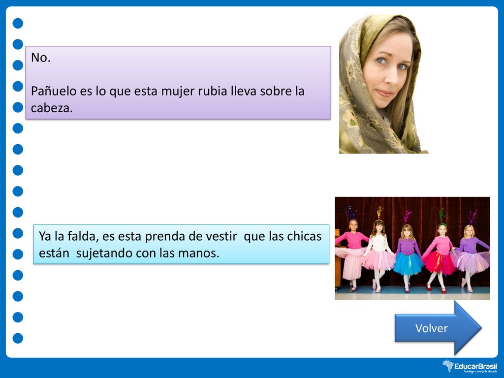 Pañuelo es lo que esta mujer rubia lleva sobre la cabeza.