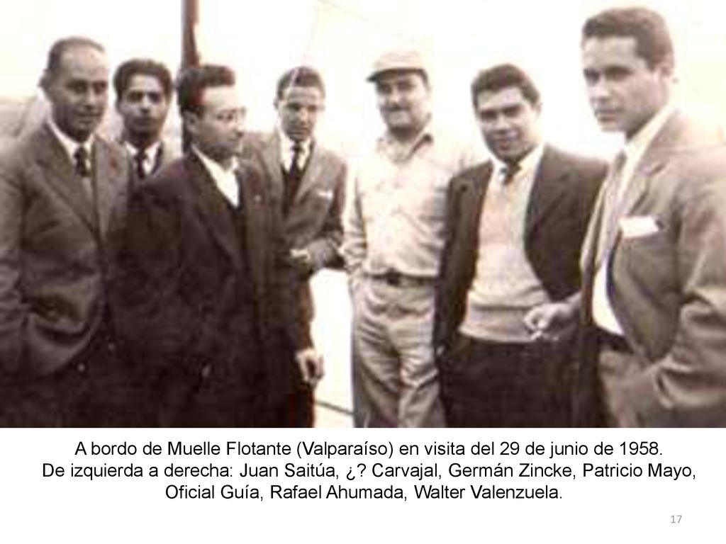 A bordo de Muelle Flotante (Valparaíso) en visita del 29 de junio de 1958.
