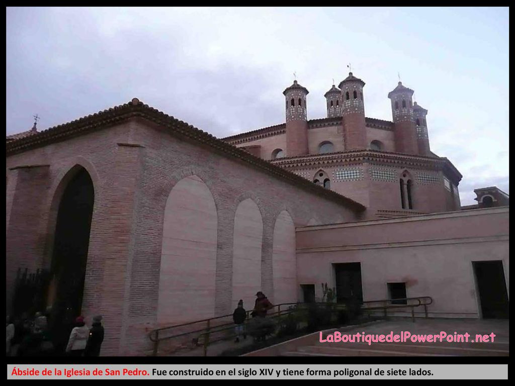 LaBoutiquedelPowerPoint.net Ábside de la Iglesia de San Pedro.