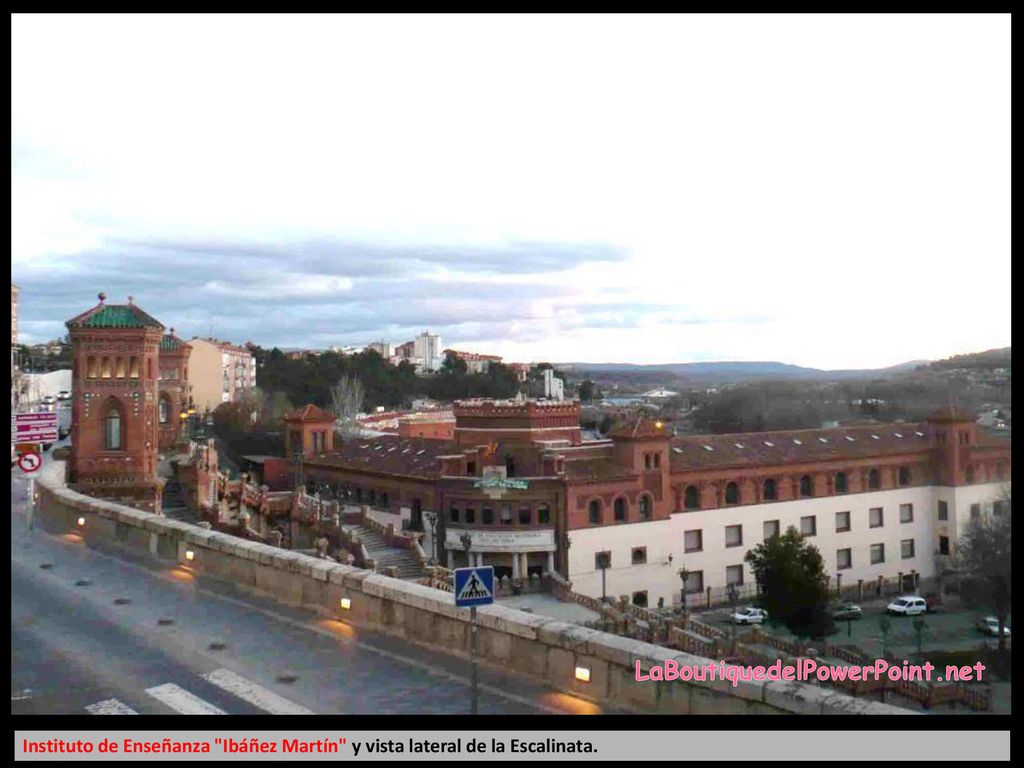 LaBoutiquedelPowerPoint.net Instituto de Enseñanza Ibáñez Martín y vista lateral de la Escalinata.