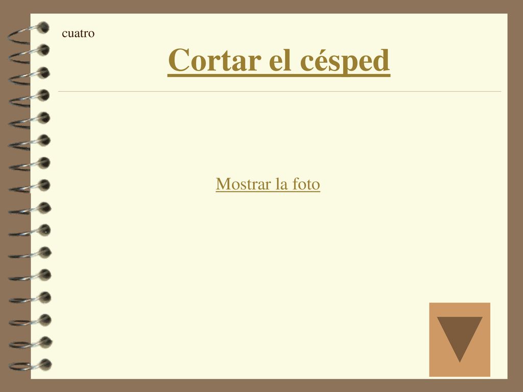 cuatro Cortar el césped Mostrar la foto