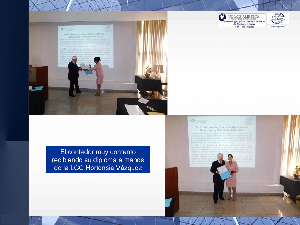 El contador muy contento recibiendo su diploma a manos de la LCC Hortensia Vázquez