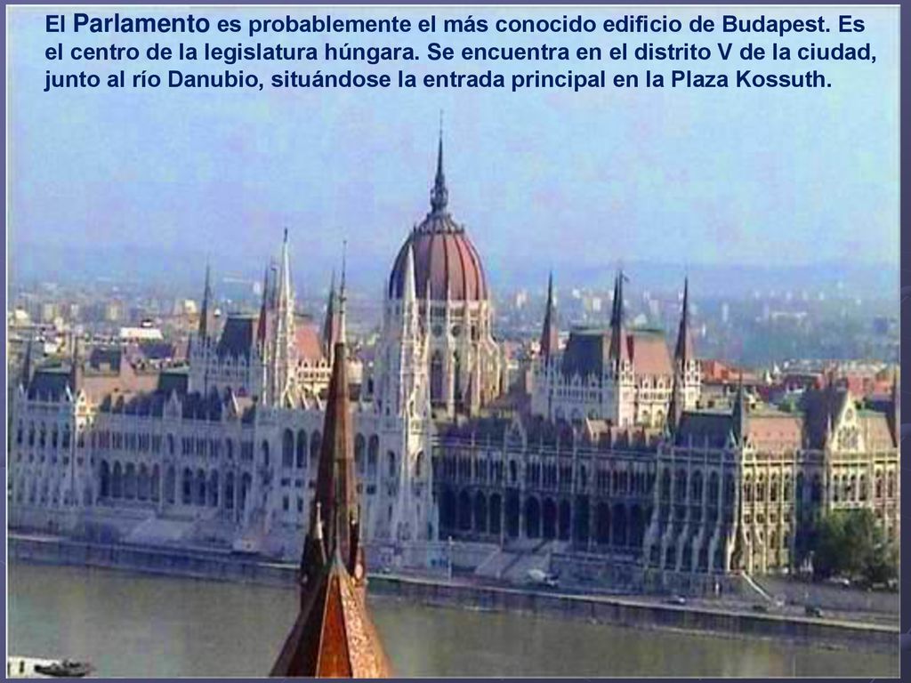 El Parlamento es probablemente el más conocido edificio de Budapest