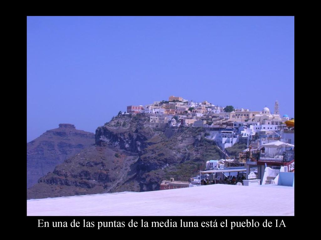 En una de las puntas de la media luna está el pueblo de IA