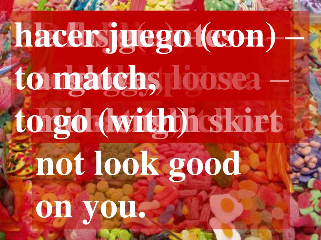 hacer juego (con) – to match, to go (with) la falda. a media pierna – mid-length skirt. De verdad, no.