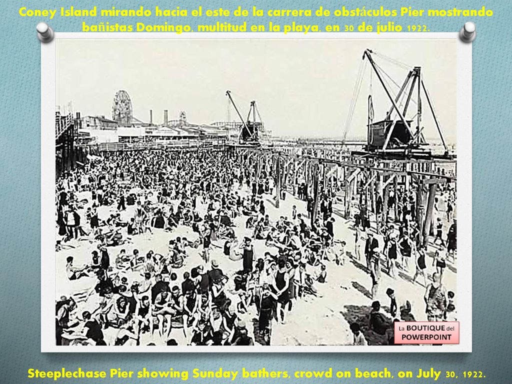 Coney Island mirando hacia el este de la carrera de obstáculos Pier mostrando bañistas Domingo, multitud en la playa, en 30 de julio 1922.