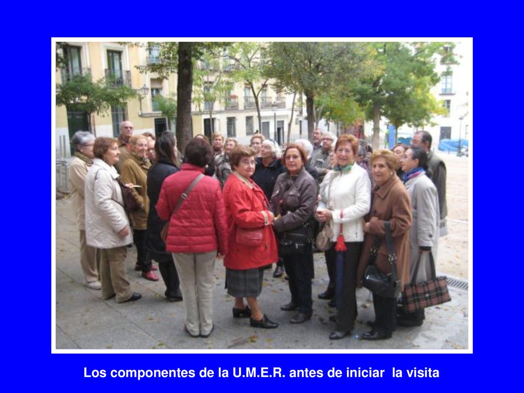 Los componentes de la U.M.E.R. antes de iniciar la visita