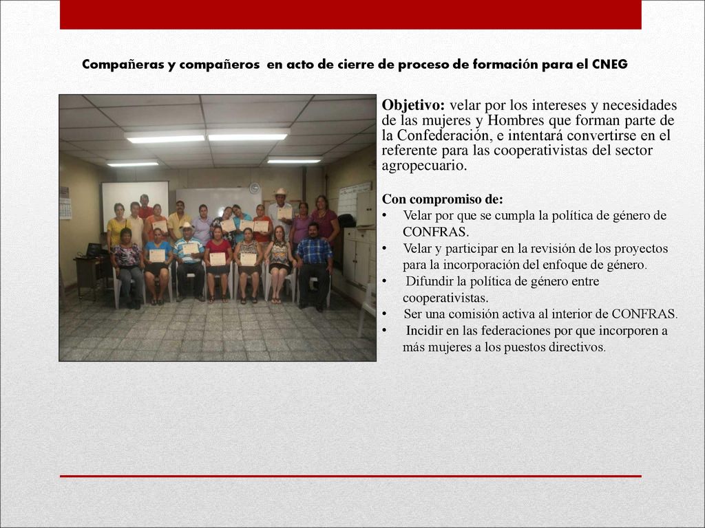 Compañeras y compañeros en acto de cierre de proceso de formación para el CNEG