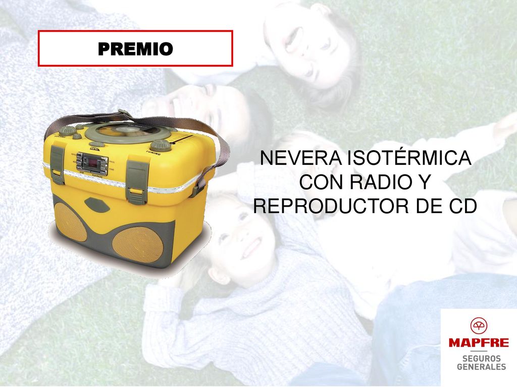 NEVERA ISOTÉRMICA CON RADIO Y REPRODUCTOR DE CD