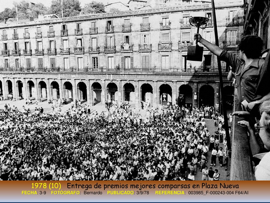 1978 (10) Entrega de premios mejores comparsas en Plaza Nueva