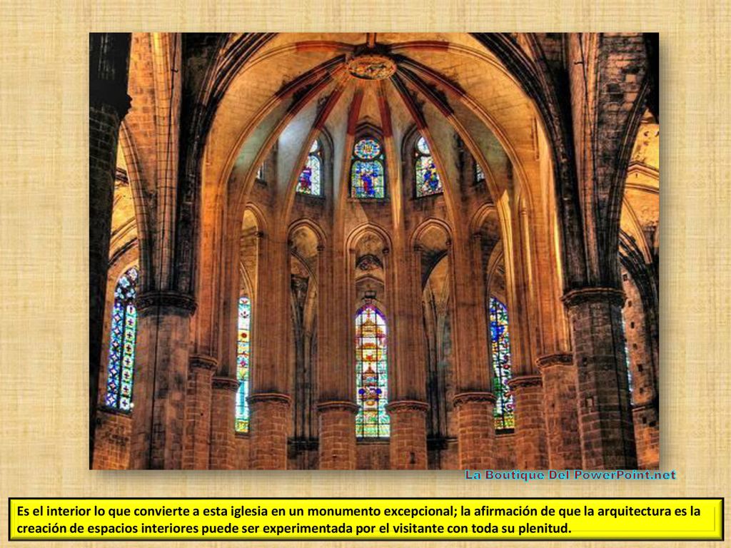Es el interior lo que convierte a esta iglesia en un monumento excepcional; la afirmación de que la arquitectura es la creación de espacios interiores puede ser experimentada por el visitante con toda su plenitud.