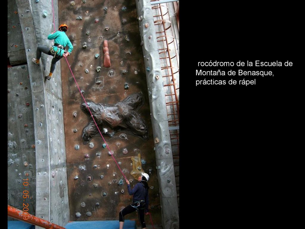 rocódromo de la Escuela de Montaña de Benasque, prácticas de rápel